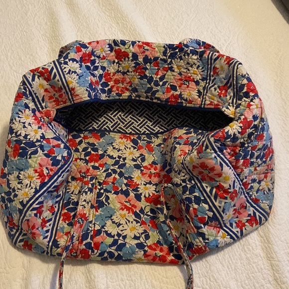 Vera Bradley Colorful Flower Duffel Bag Two Straps One Side Pocket - Picture 3 of 7